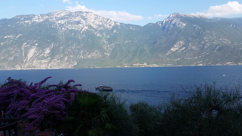 Hotel Augusta Garni Limone sul Garda Exteriör bild