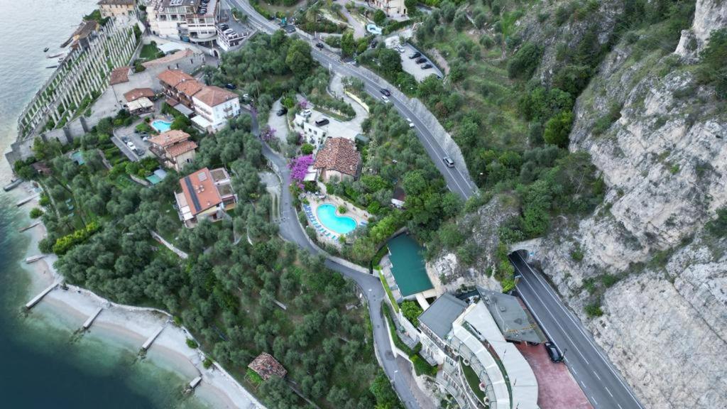 Hotel Augusta Garni Limone sul Garda Exteriör bild