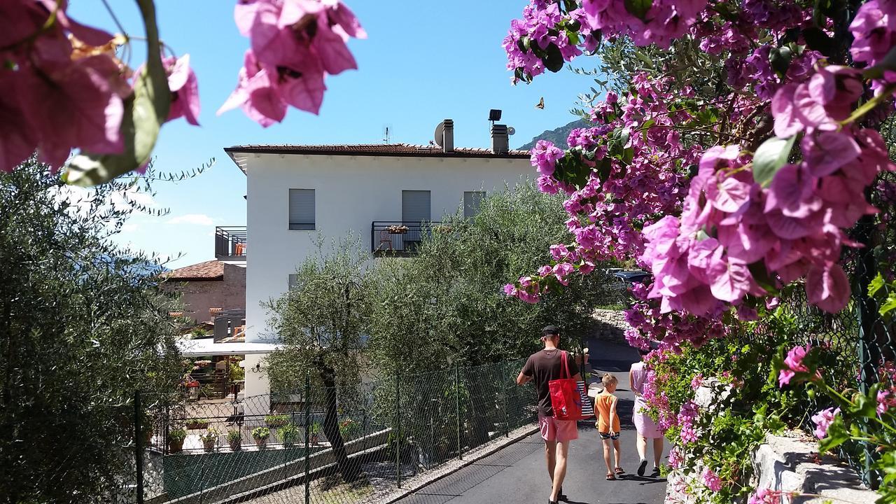 Hotel Augusta Garni Limone sul Garda Exteriör bild